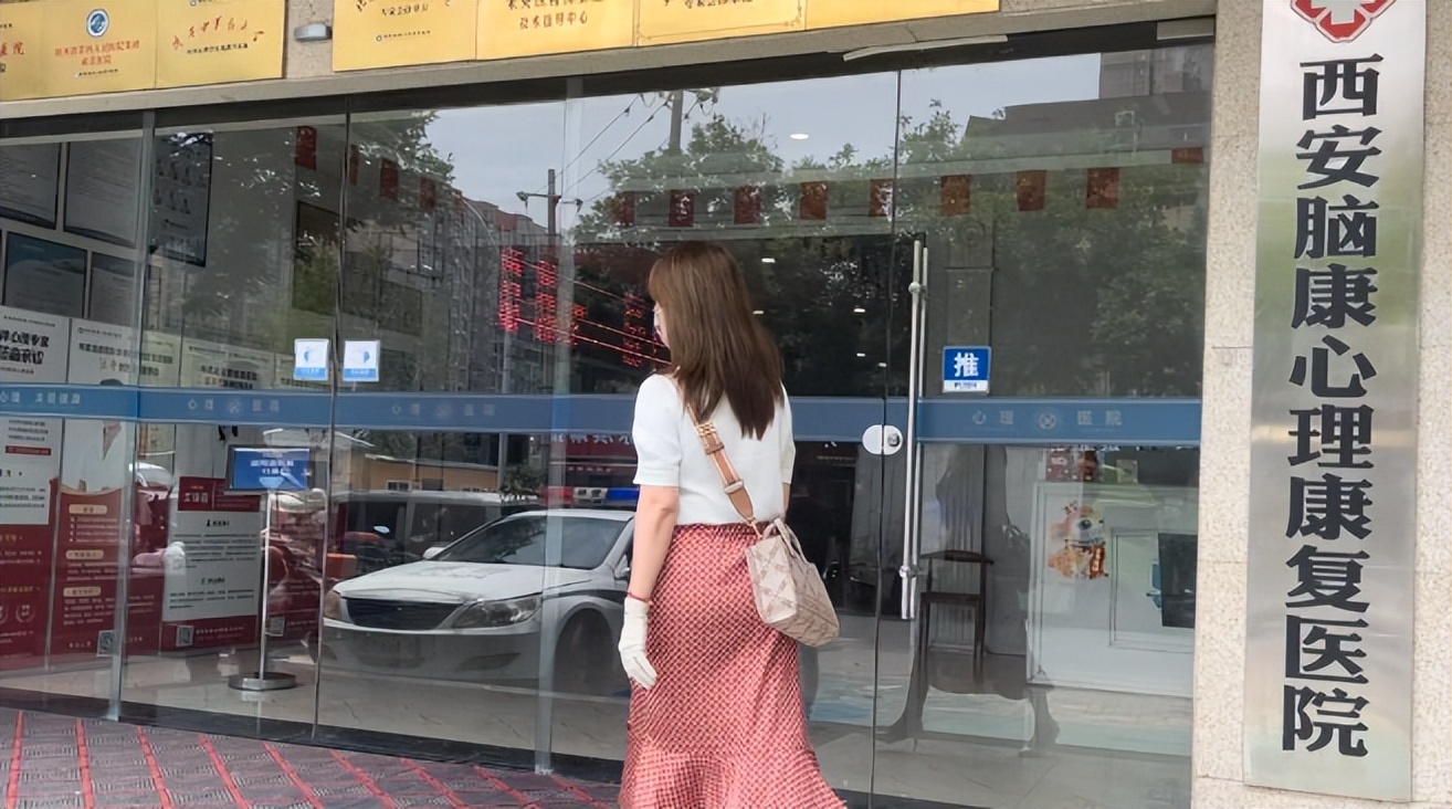 被夫妻一方送进精神病院怎么办,谁有病妻子将丈夫送进精神病院