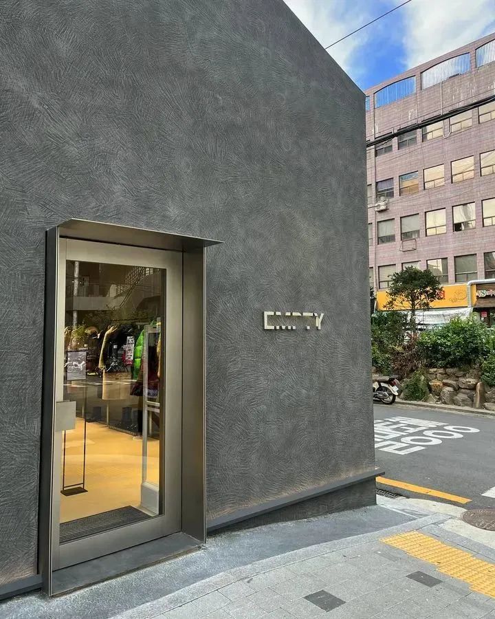 越来越多的韩国人来中国,最近去韩国旅游的人多吗