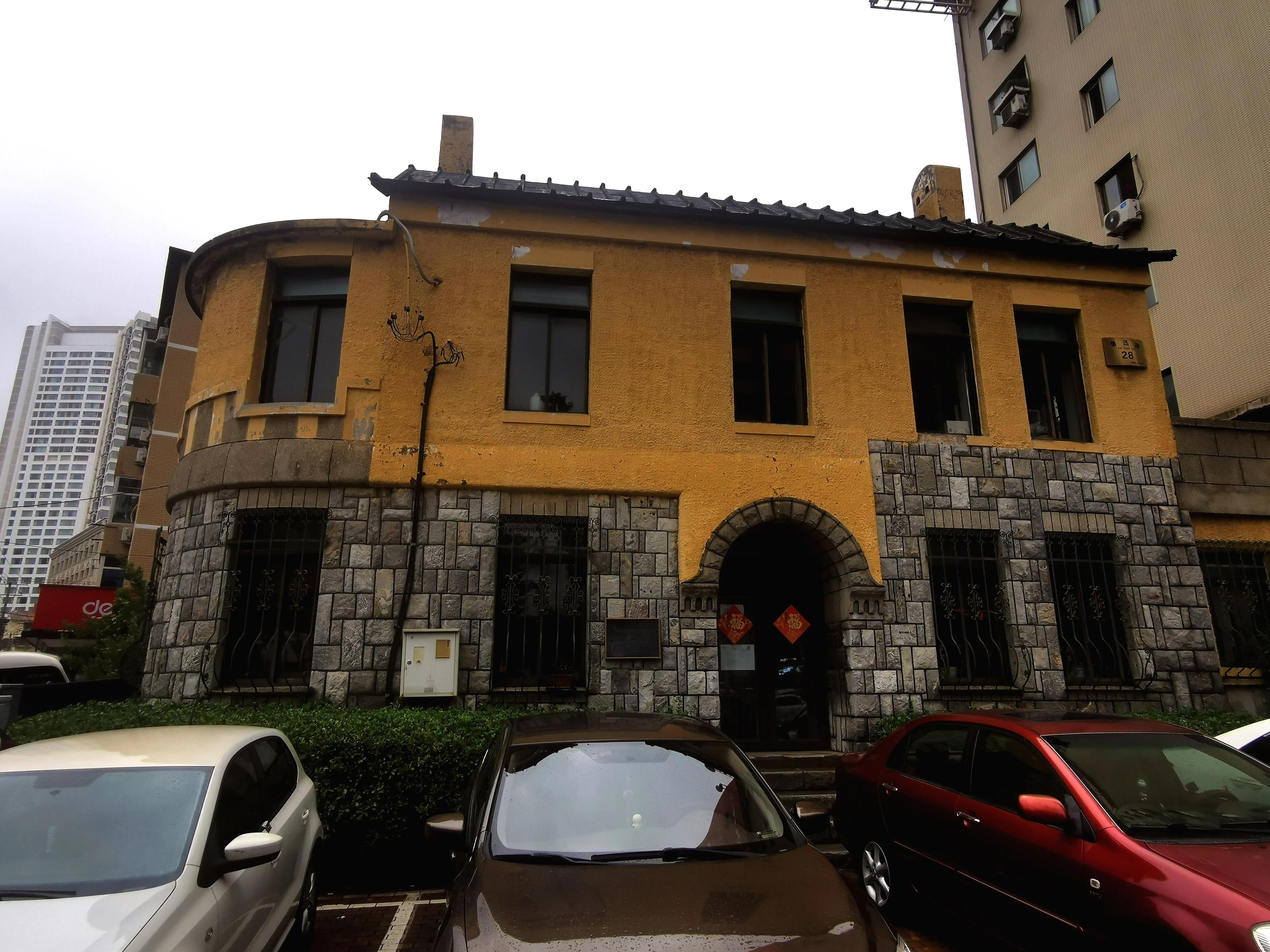 中山广场大连老视频,大连中山广场百年沧桑