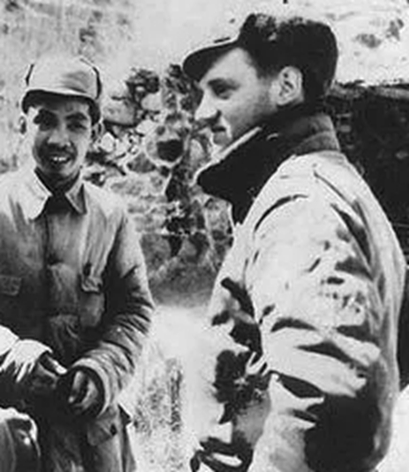 他曾参加八路军，1950年被*荣臻聂**下令枪决，1986年恢复名誉