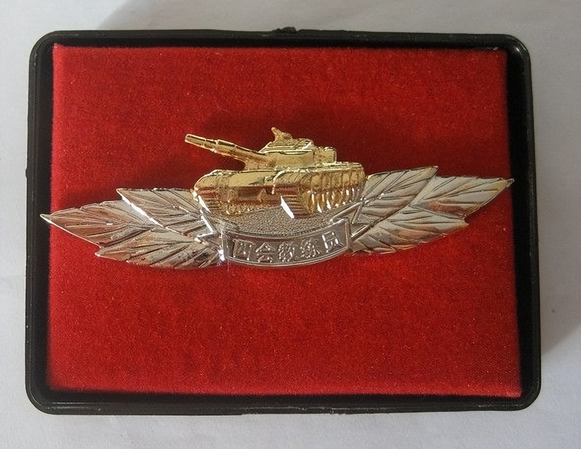 中国所有军队军衔标志,中国军衔标识图解