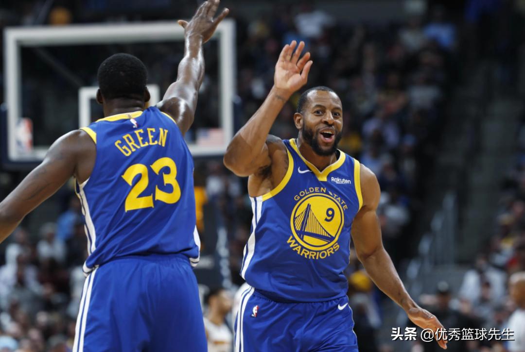 欧文有杜兰特厉害吗,欧文杜兰特现身野球场