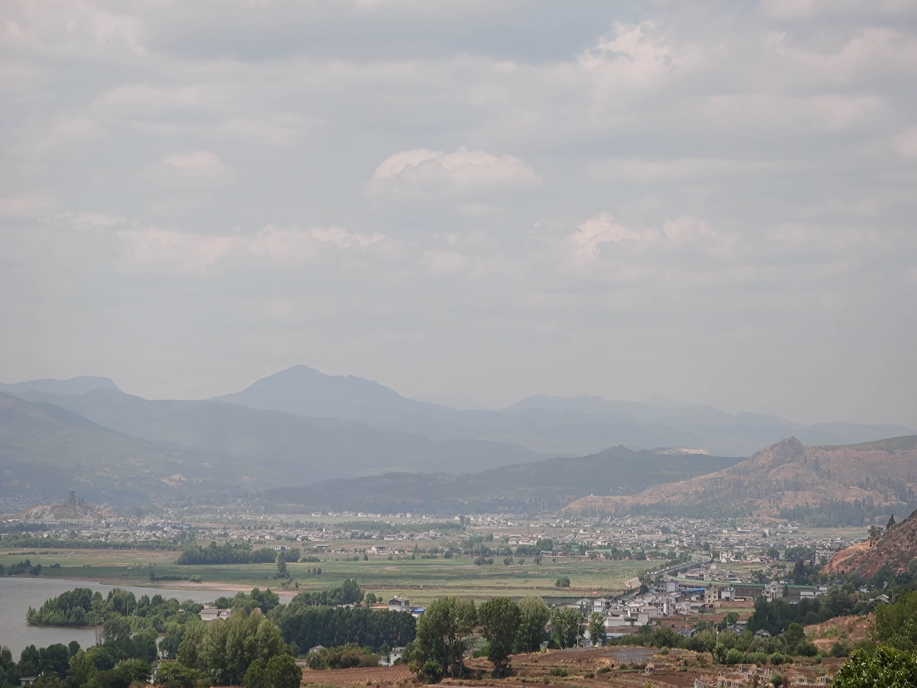 去云南跟团一日游攻略图片大全集,云南跟团六日游攻略大全图片