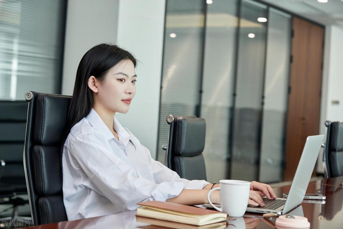 书荒必看经典都市小说推荐,高分小说都市重生文