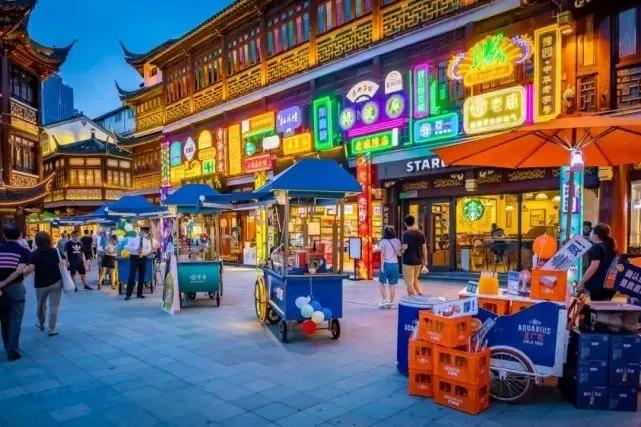 魔都上海美食一条街,上海美食街一条街在哪里