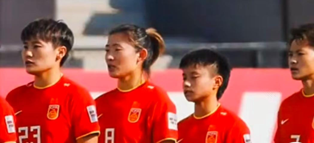 中国女足张琳艳头球神奇逆袭,张琳艳女足获奖