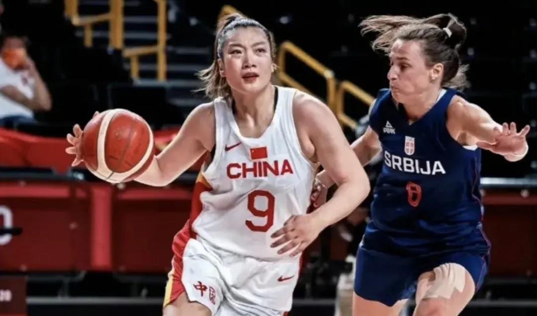 中国女篮李梦被曝当小三,曝女篮李梦当小三