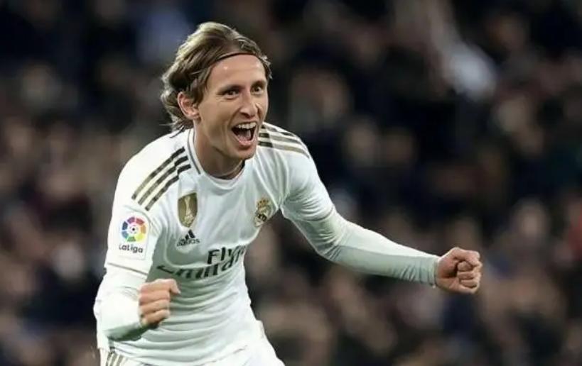 莫德里奇2018金球奖老将欣慰,世界杯莫德里奇37岁的体能