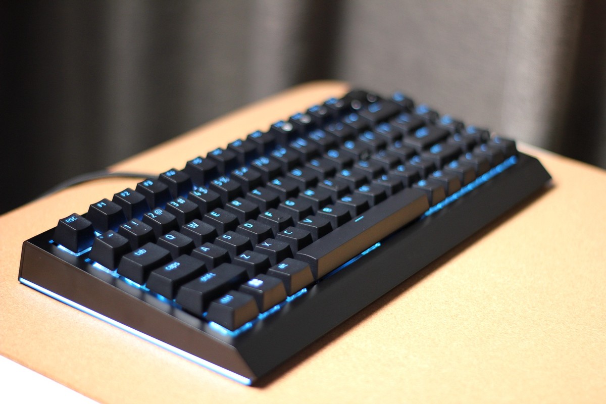 双厨狂喜！75%配列雷蛇用户的黑寡妇蜘蛛V475%热插拔款首发实测