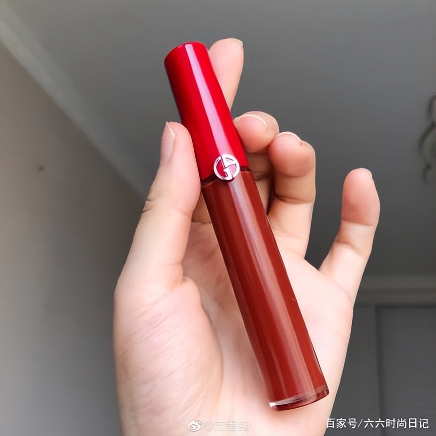 市面上最受女生欢迎的口红及色号,2023年流行的口红试色