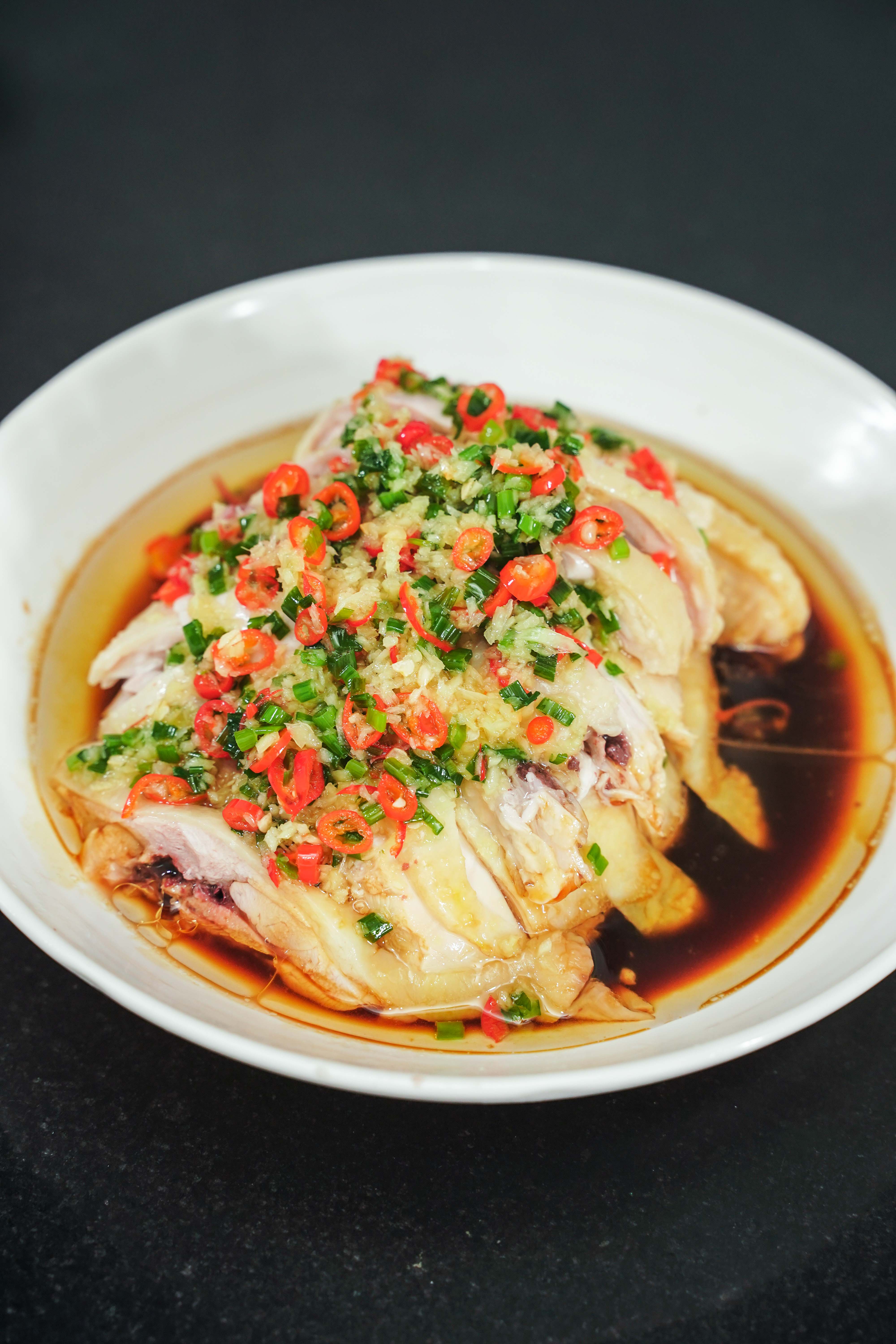 大厨教你做白切鸡视频,白切鸡这样做皮滑肉嫩超简单学会