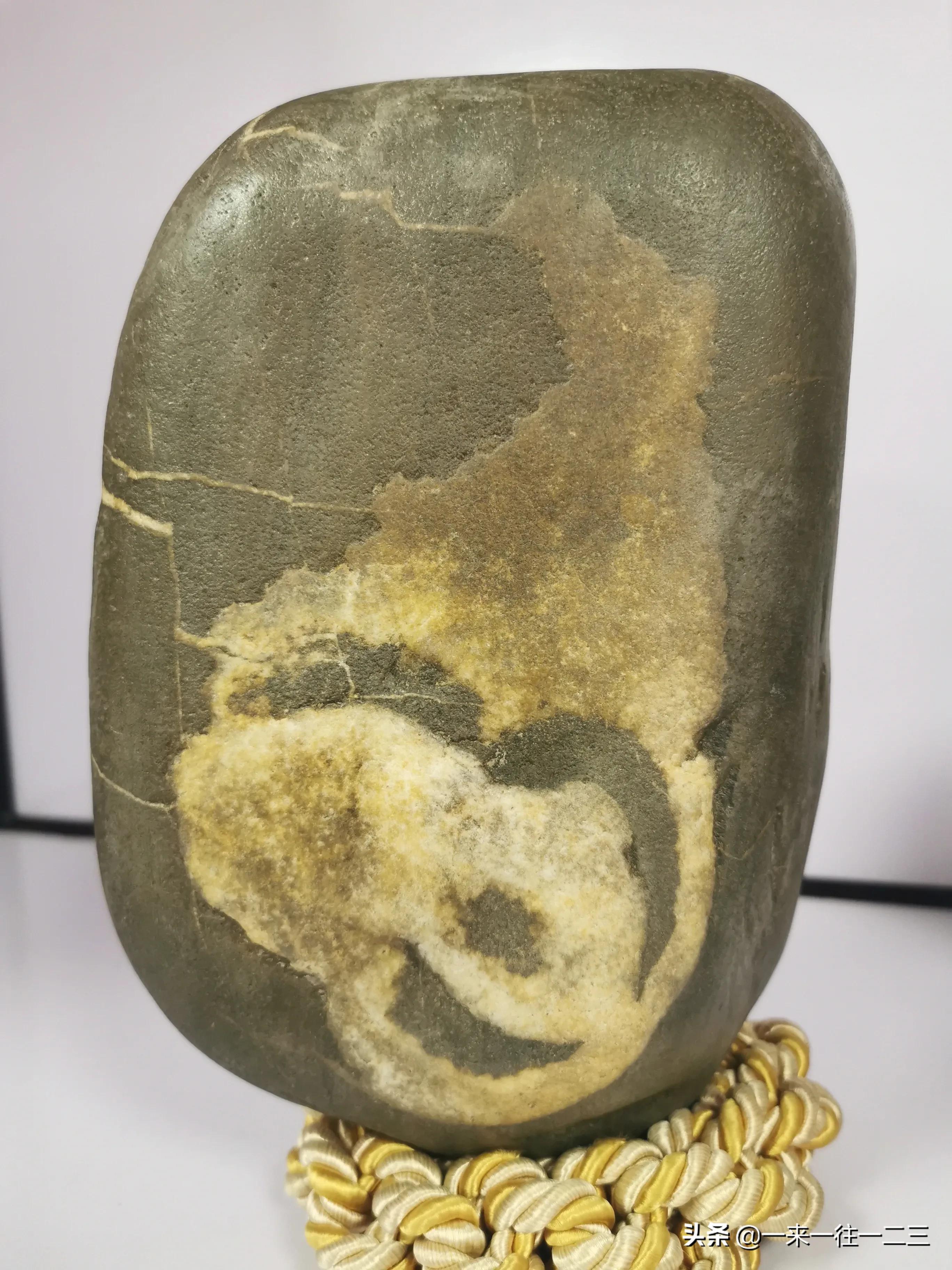 《我一见你就笑》一一以石道赏，吾之天然奇石赏品说（之七十二）