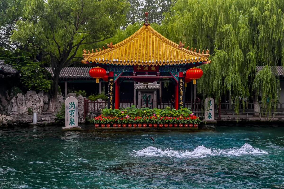 济南旅游景点排名前十旅游攻略,济南融创海洋和泉城海洋哪个好玩