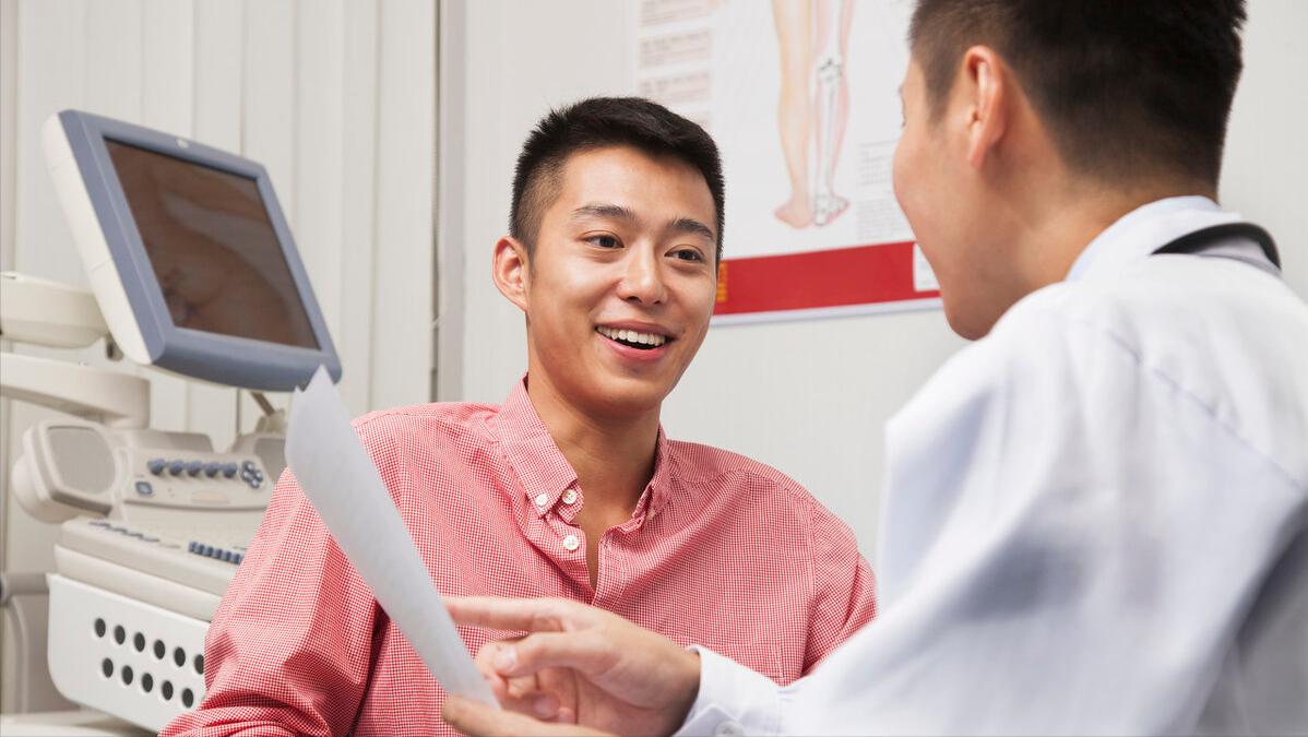 内脏什么病会导致后背不舒服,后背疼痛警惕内脏受损