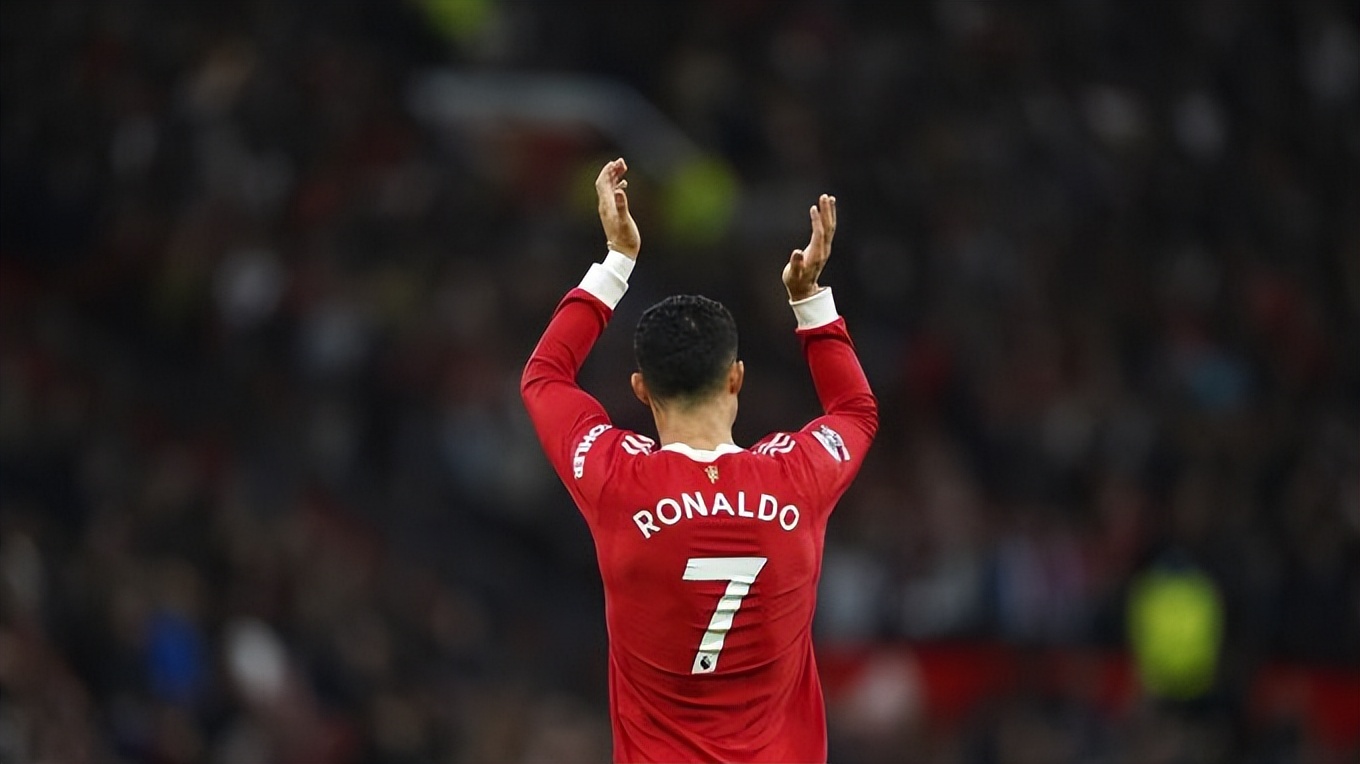 梅西c罗和贝利谁的历史地位更高,2018年世界足坛重大事件全回顾