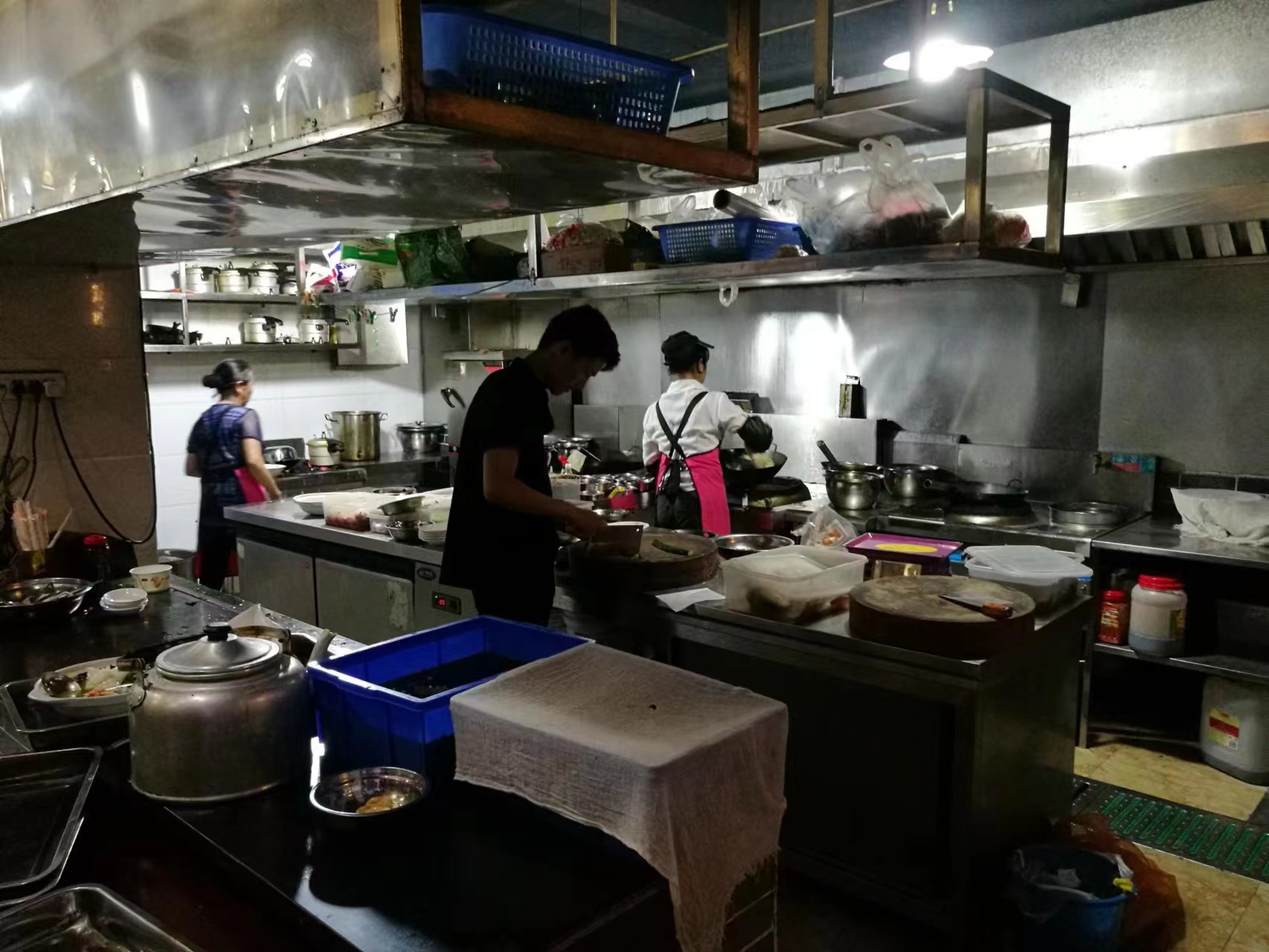 我在农村做什么才能赚钱,在老家卖干果挣钱吗