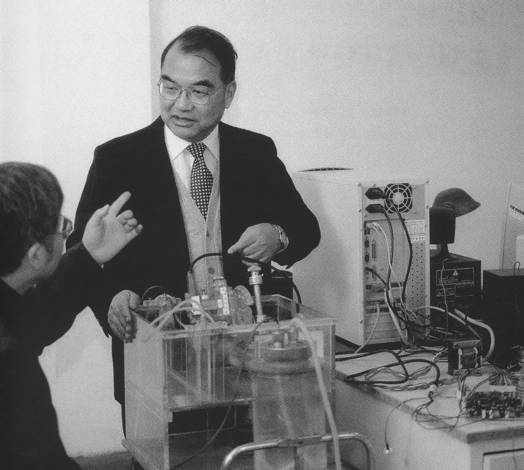 上海理工大学院士王威琪,悼念王威