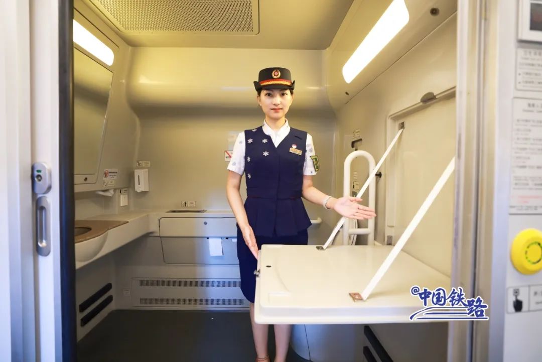 一个人带娃旅游推荐攻略,杭州带娃一日游最佳攻略