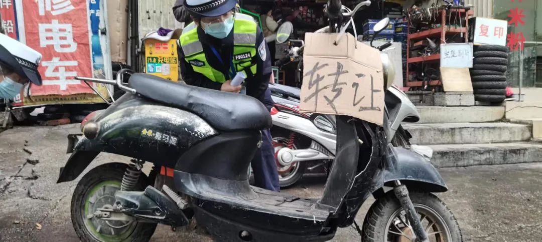 在柳州电动车上什么牌是正规的,柳州电车牌照怎么区分真假