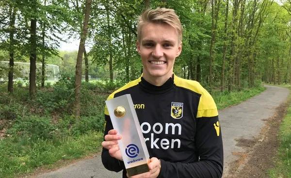 满分作文平凡而伟大,满分作文励志人生