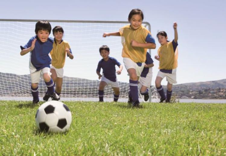 给孩子选择一项体育活动,给孩子选一项体育运动长高