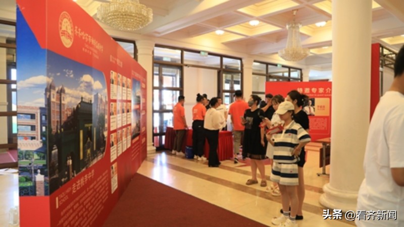 高一学生生涯规划书范文两篇200字,生涯规划知识图谱