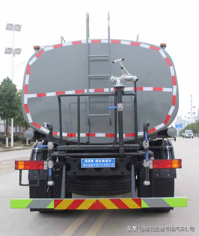 陕汽德龙15方洒水车，国六德龙L3000洒水车，CLT5189GPSSX6A型绿