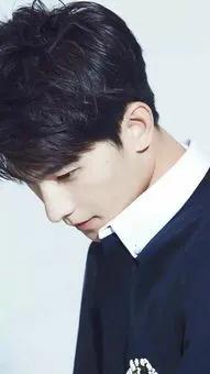 杨洋帅气照片微微一笑,杨洋颜值变化史微微一笑很倾城