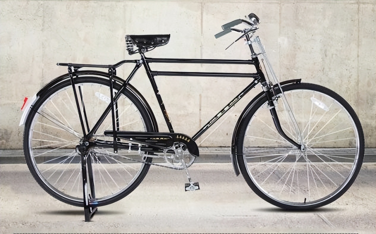 二八大杠自行车什么年代最流行,六七十年代二八大杠永久自行车