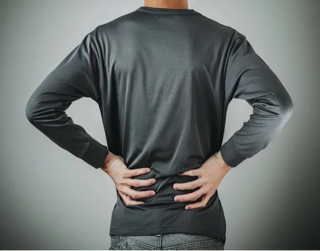 腰部压缩性骨折保守治疗睡觉姿势,腰椎压缩性骨折保守治疗后腰痛