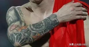 梅西纹身上安东内拉,安东内拉十几岁和梅西恋爱