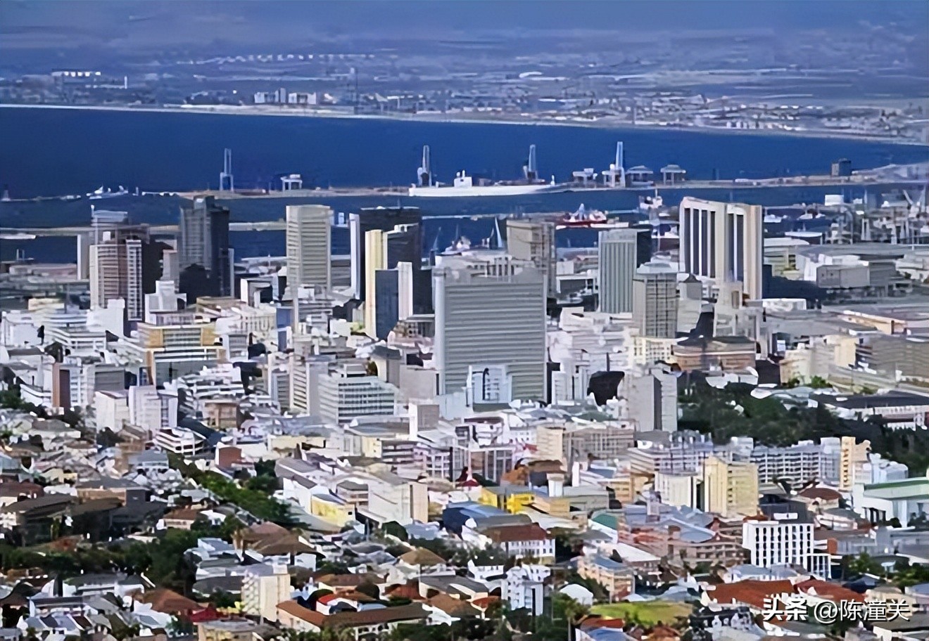 南非，曾经非洲最富裕国家，人口、面积、GDP、军力如何？