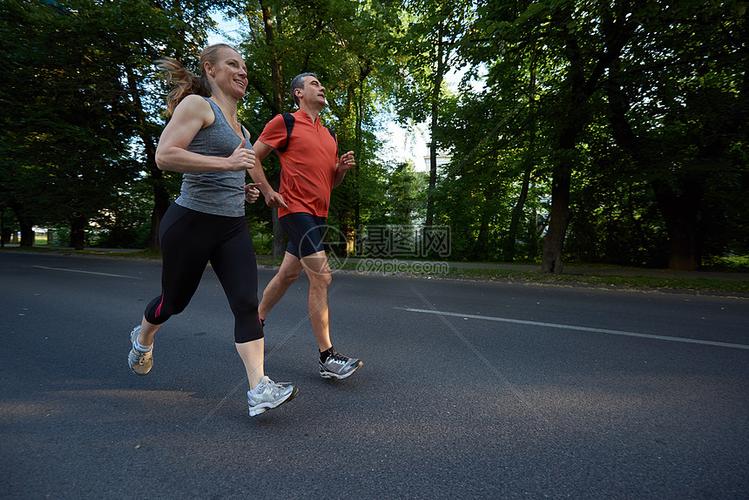 重返18岁是几几年发布的,重返18岁全部多少集