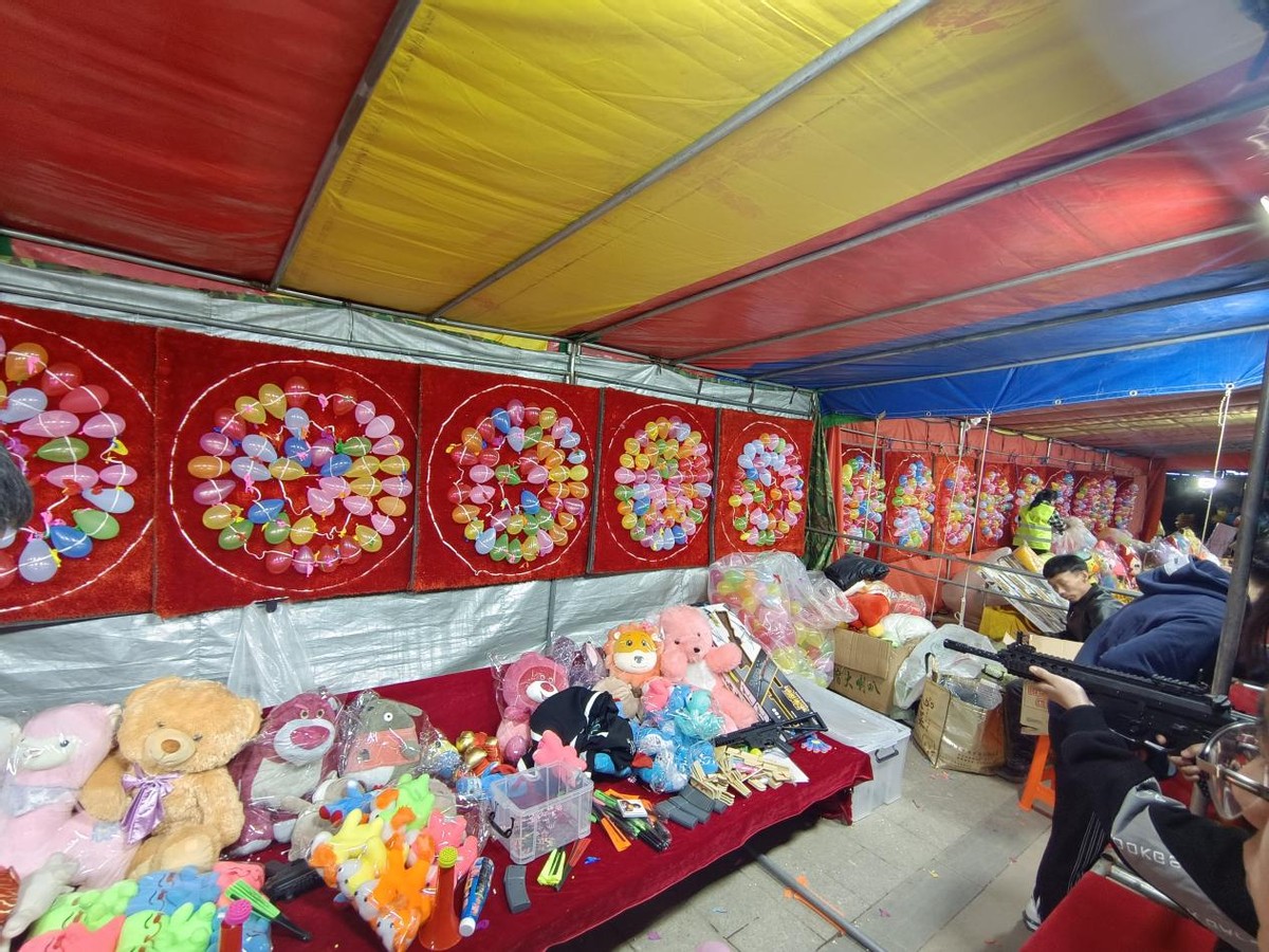 民俗演艺+琳琅美食古都的“夜经济”火起来了