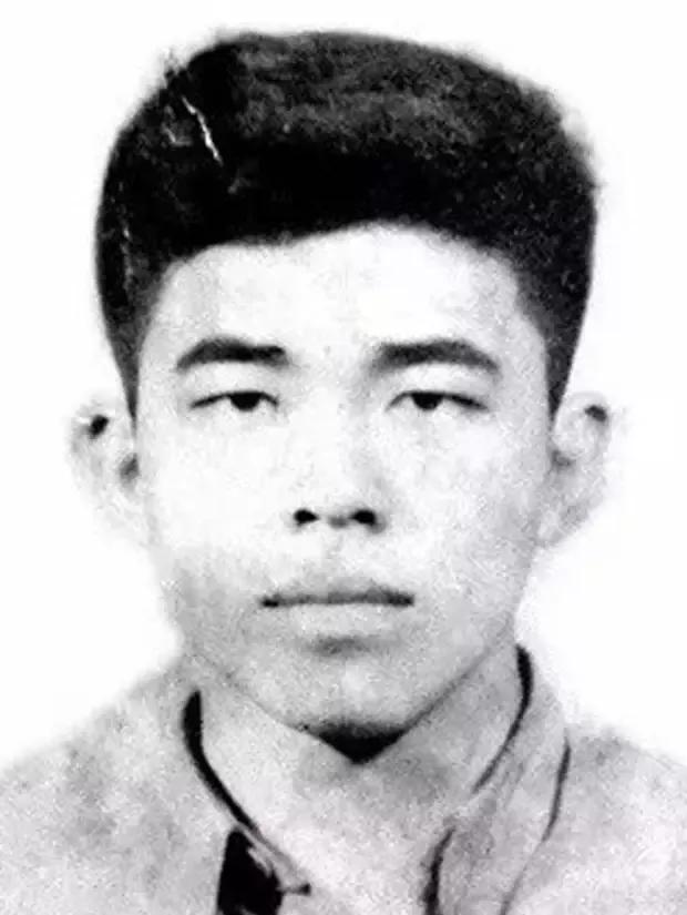 中国版《肖申克的救赎》，多次越狱逃往国外，终平反回国