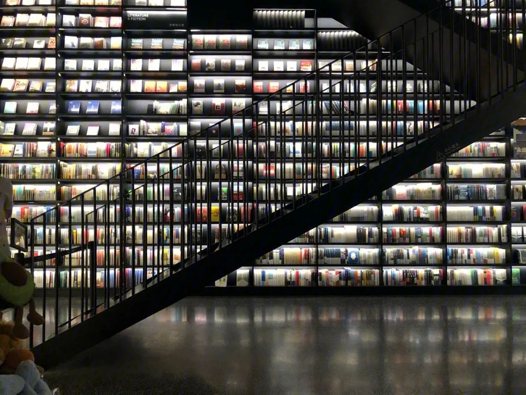 北京前门pageone24小时书店,王府井pageone书店