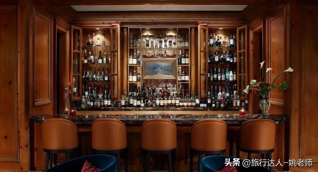 日本丽思卡尔顿酒店阴雨天高级感,大阪奢华酒店