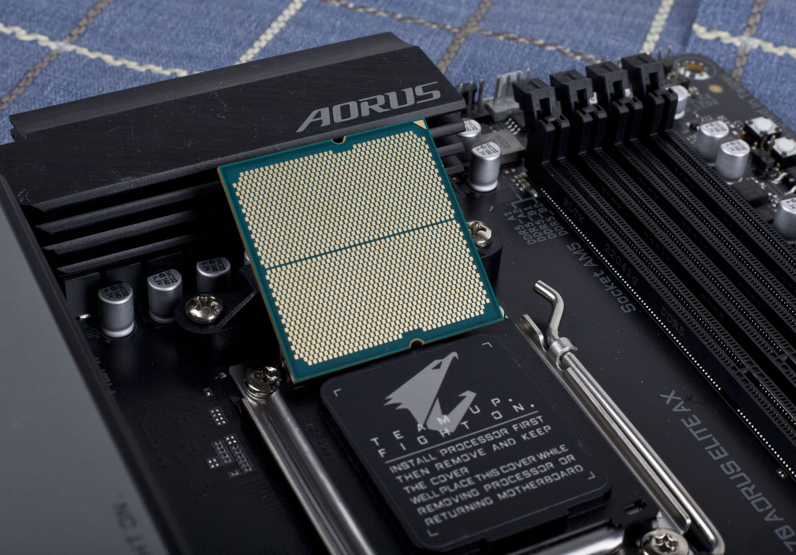 技嘉小雕x670aorus,技嘉锐龙7000系列主板的黑科技