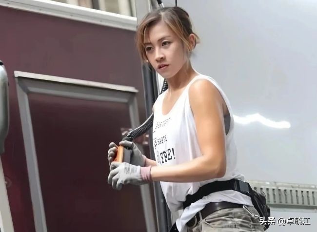 最美搬运工女孩现状,最美搬运工真实生活