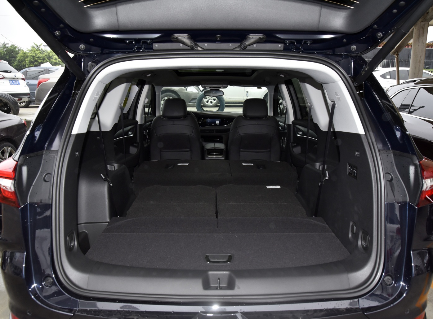 花30万买一台入门款别克昂科旗怎么样？性价比高吗？看完你就懂了