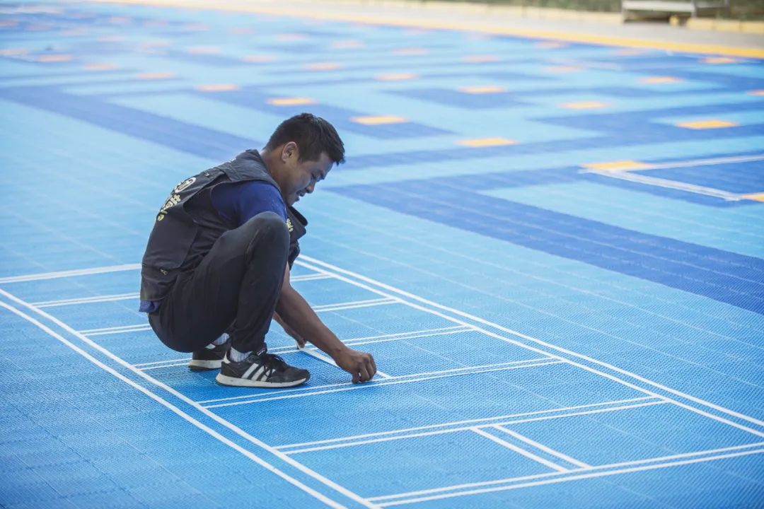 666座乡村儿童操场上的10万份快乐