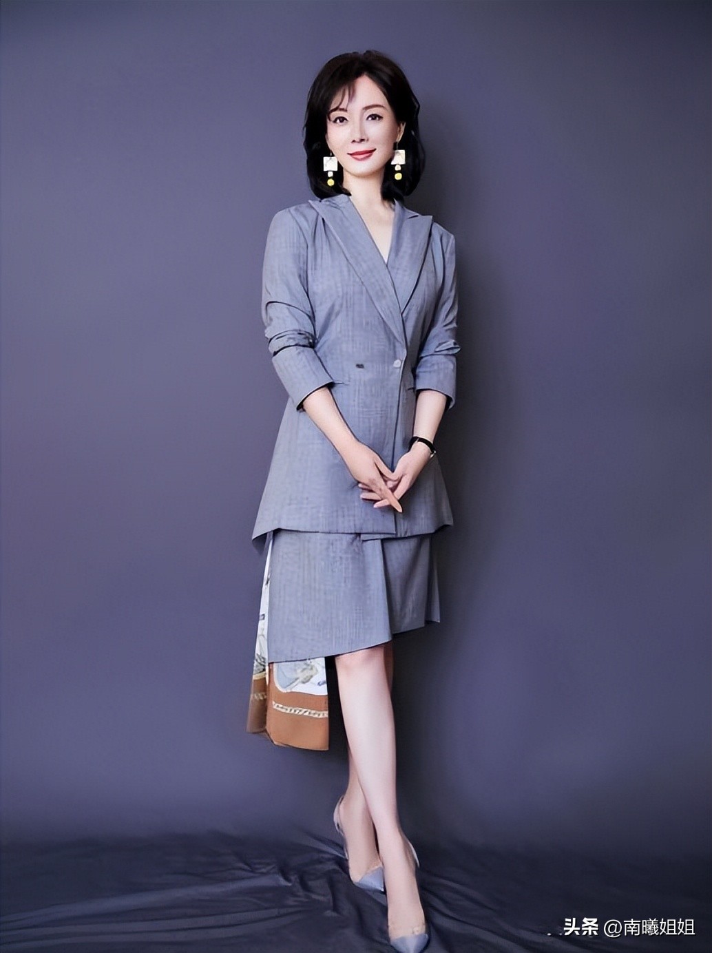 陈数秋冬穿衣搭配,明星穿搭碎花裙陈数