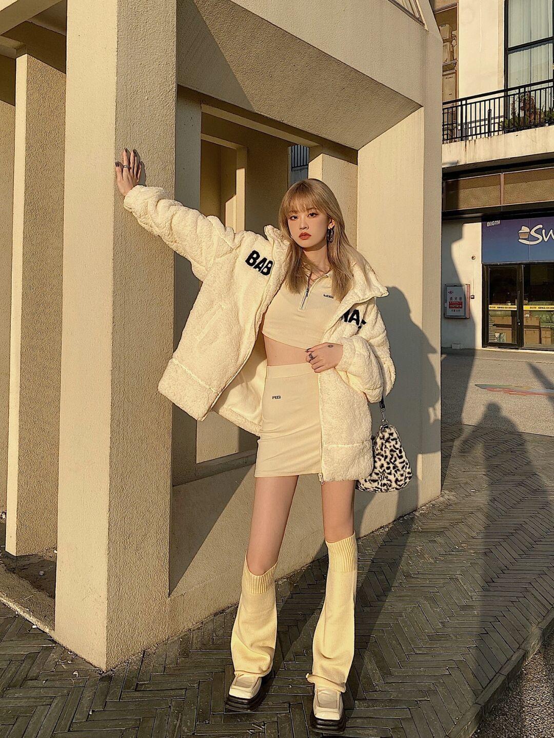 秋冬季高级感羊羔绒外套慵懒风,软糯糯羊羔绒外套