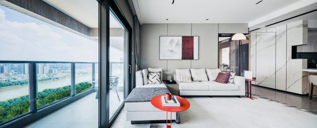 新世界·凯粤湾地铁5号线窖口站，带省级学位白鹅谭湾区生活代表作