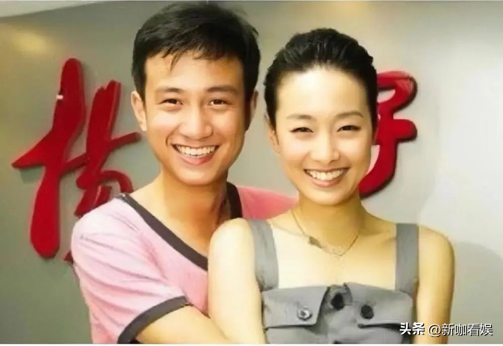 文章低头转身视频,文章勇敢面对