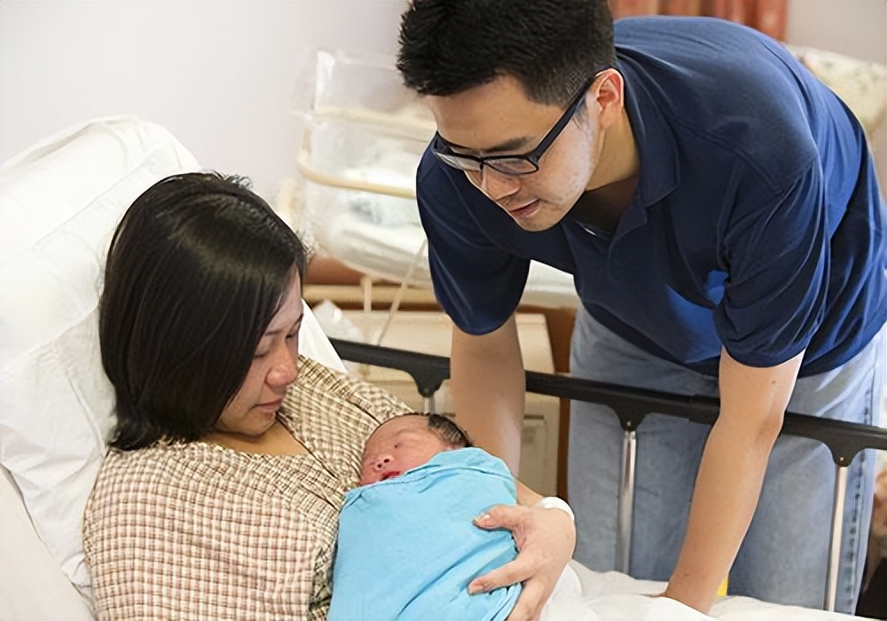 十个月奶量减少如何成功追奶,满月后如何追奶最快最有效