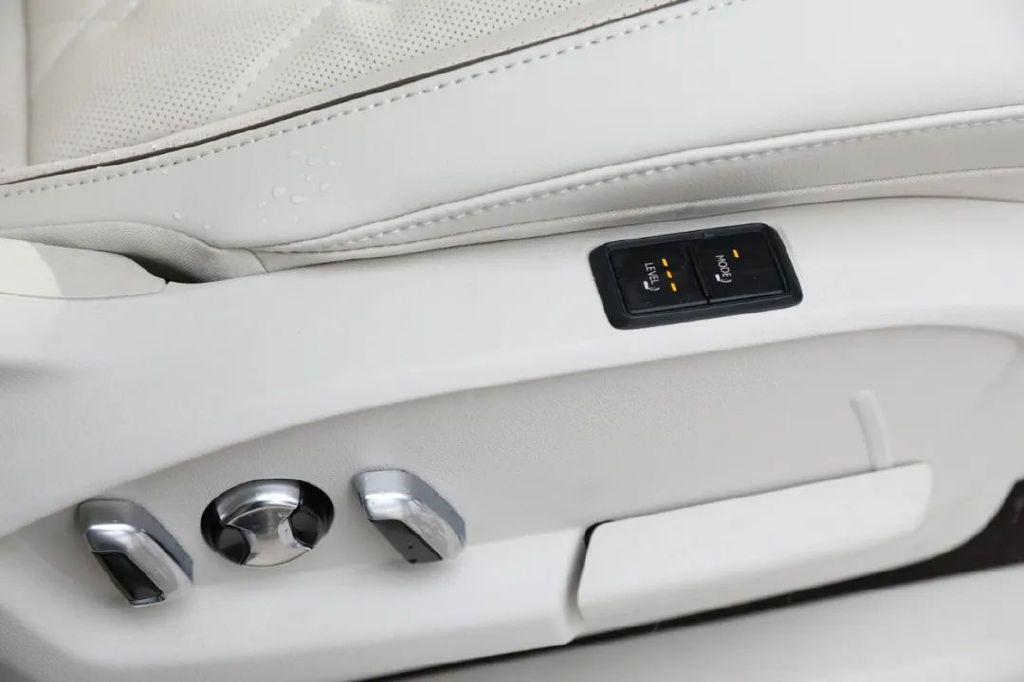 大众威然七座商务车2022款多少钱,大众威然值不值得购买最新消息