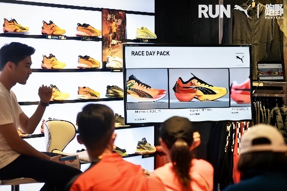 pumadeviatenitroelite测评,puma全新碳板跑鞋