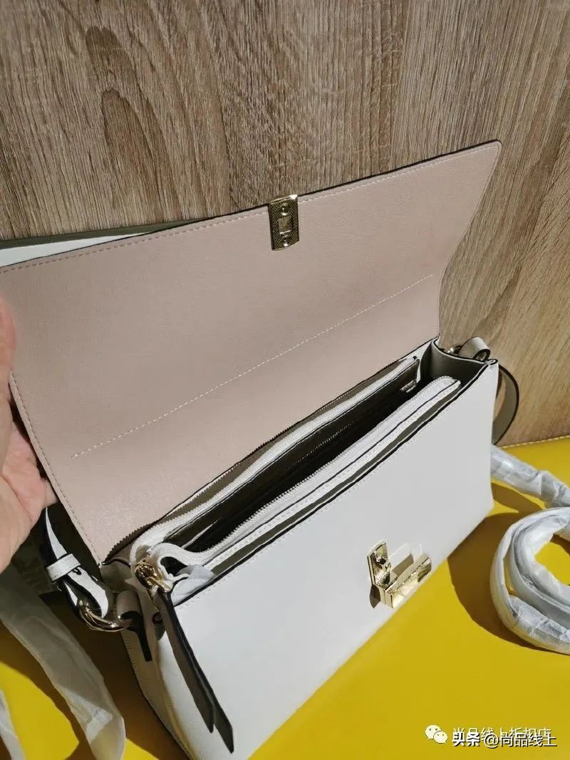 红谷女包轻奢品牌直播,红谷女包包新款2023爆款