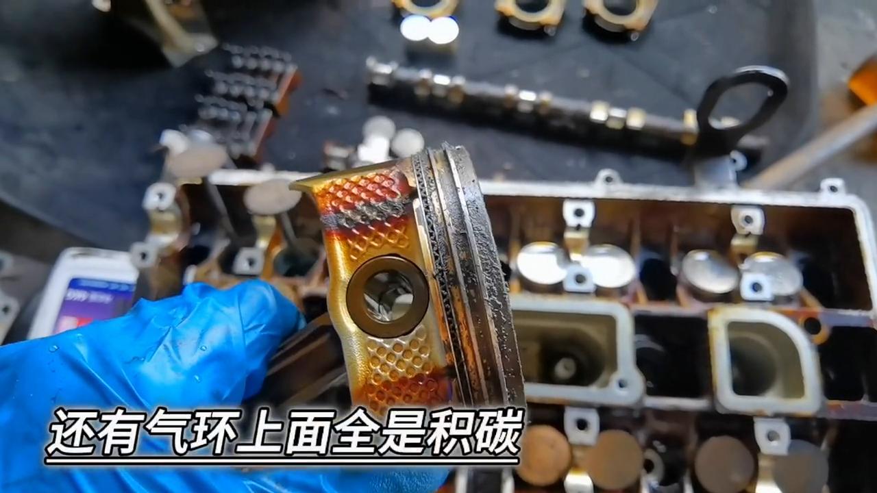 马六换气门油封活塞环视频,马六烧机油是哪个油封漏油